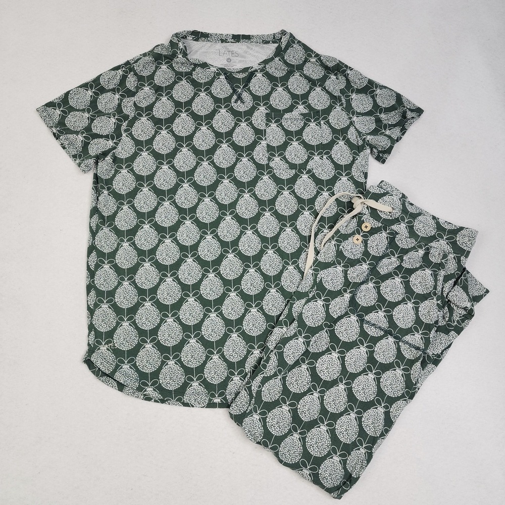 Lates by Kate Womens Medium Holiday Christmas Ornament Modal Pajama Set Green
